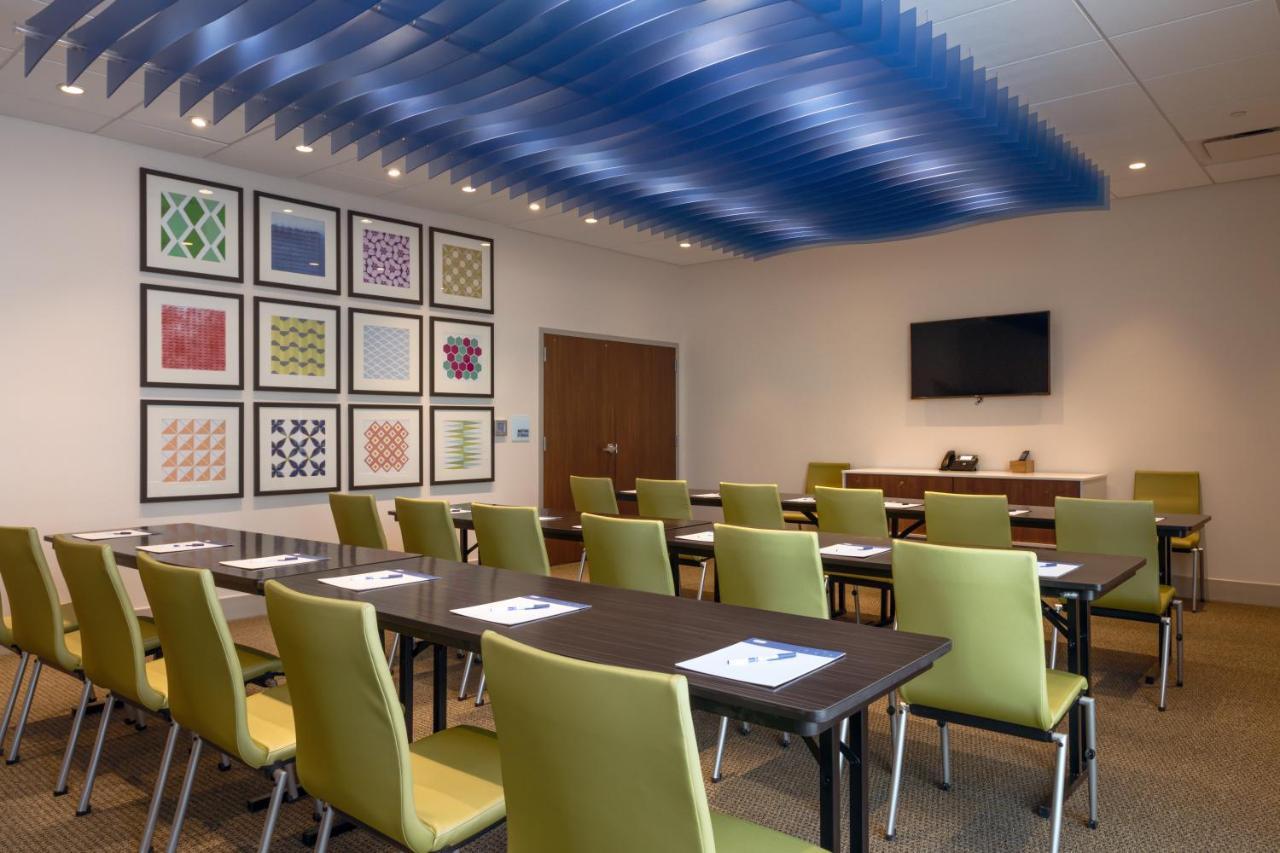 Holiday Inn Express & Suites - Tulsa Downtown - Arts District By Ihg Екстер'єр фото